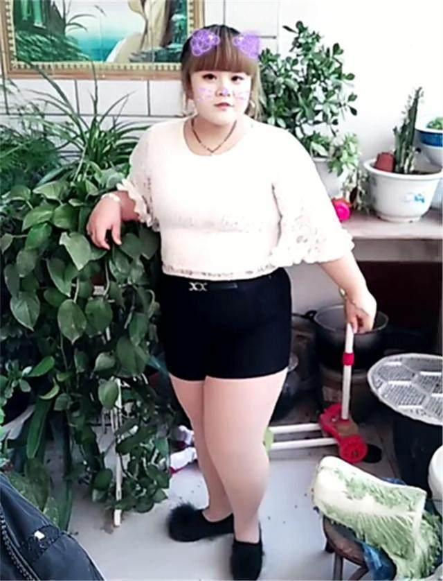 210斤女生爱打扮想当漂亮网红她表示自信的女孩不用减肥