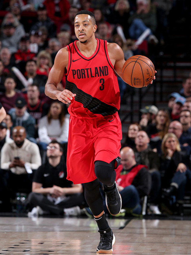 打篮球有助于长高?nba球员逆龄生长,三年长了33公分