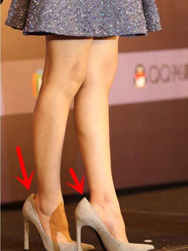 同样有这样小烦恼的还有赵丽颖,赵丽颖的脚也是出了名的小究竟是