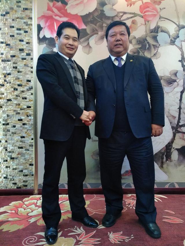 中登集团董事长宋玉庆会见明达线缆集团陕西区域总经理徐永刚一行