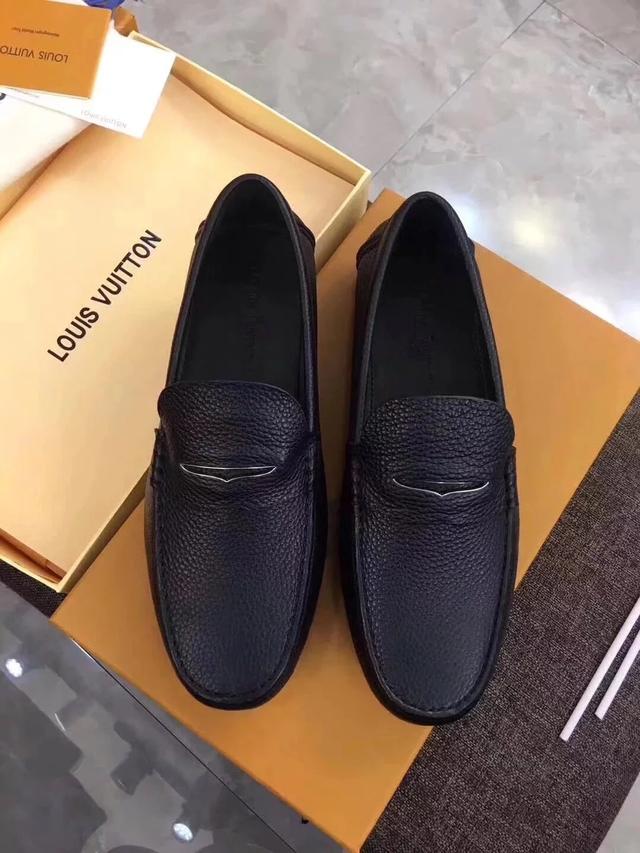 迪奥休闲豆豆男鞋