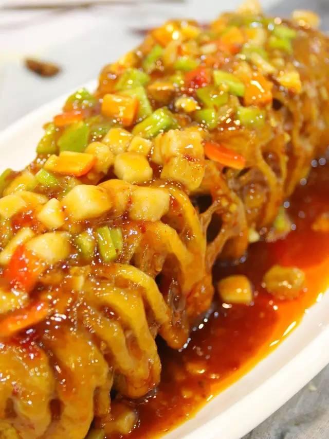 天津红桥区丁字沽的拔丝荔枝火了6个月卖了7000份