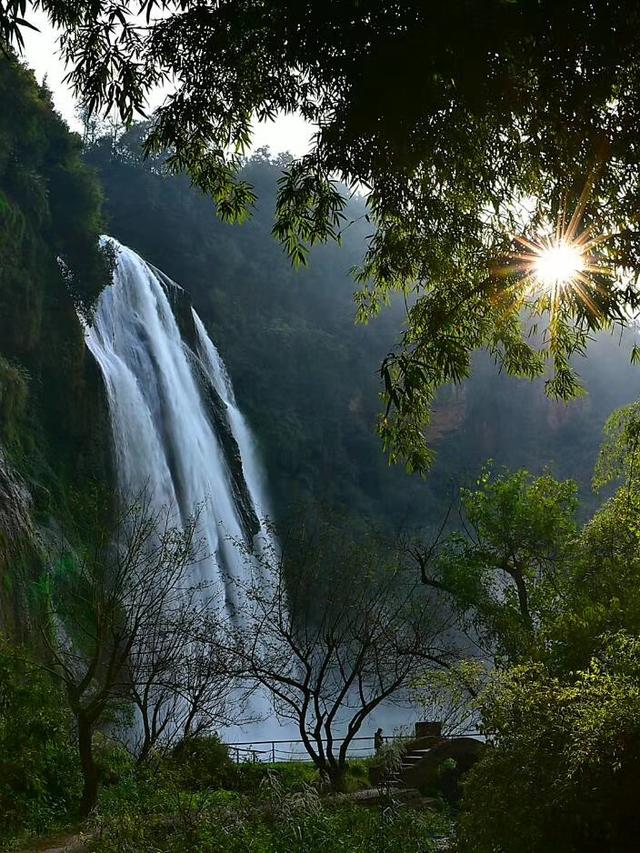 珠江第一瀑,云南石林大叠水瀑布,未曾偶遇的"叠水喷霞"!