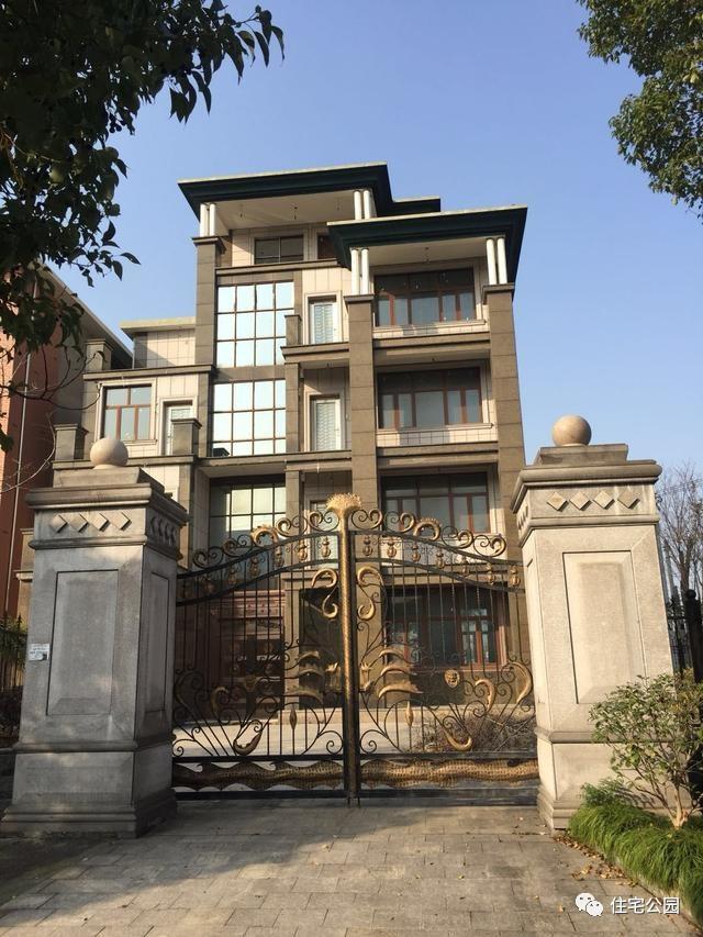 湖南270万自建5层超豪华农村别墅,总占地450平米,看了就眼红!