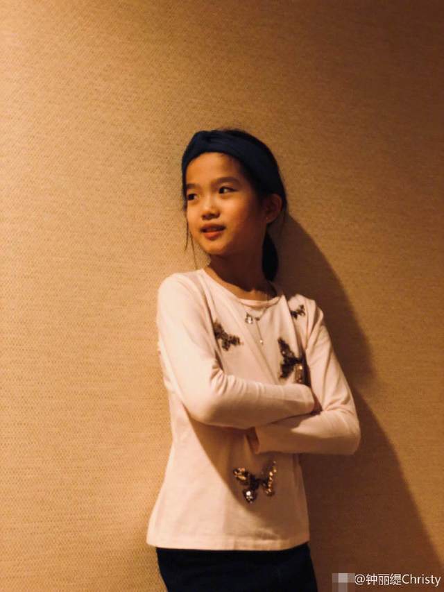 钟丽缇二女儿为家人拍照意境超美,网评天才摄影师|钟丽缇|张伦硕|摄影