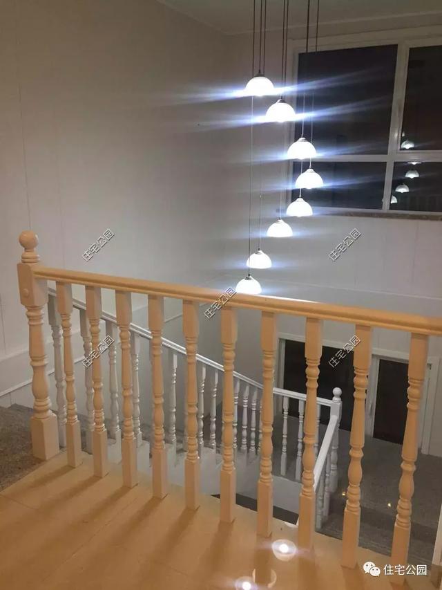 红砖一路飙涨,农村小伙eps模块建别墅720每平,红砖真要被取代?