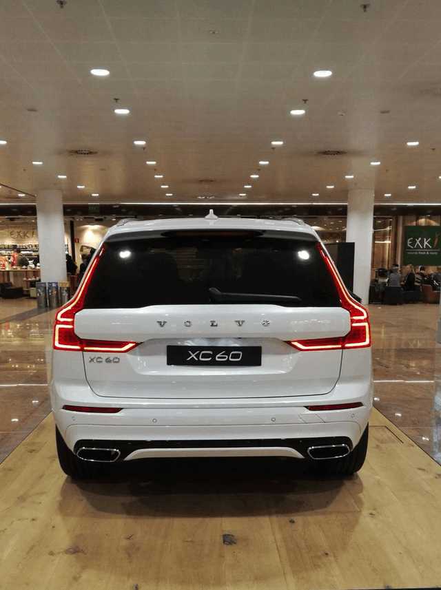 沃尔沃换代xc60到店实拍