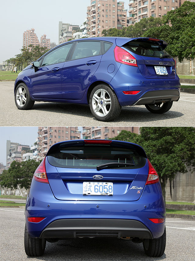 感受老款福特嘉年华1.6驾驶体验