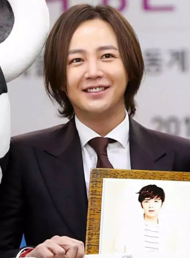 曾经的亚洲王子张根硕 如今肿的可怕 网友惊呼:神似贾玲!