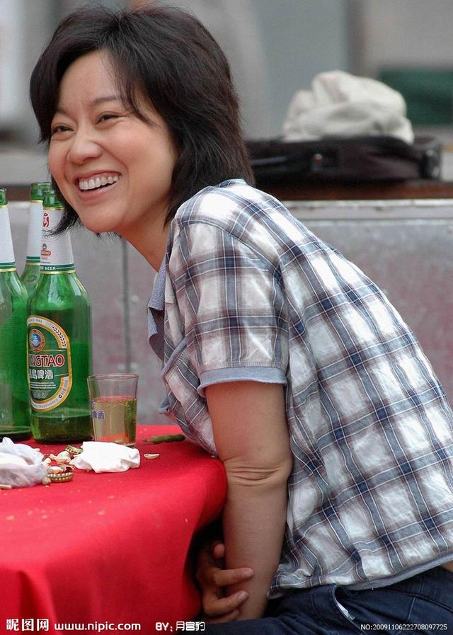 闫妮:如果非要攀比人生,女人前半生没什么可比的,主要比后半生