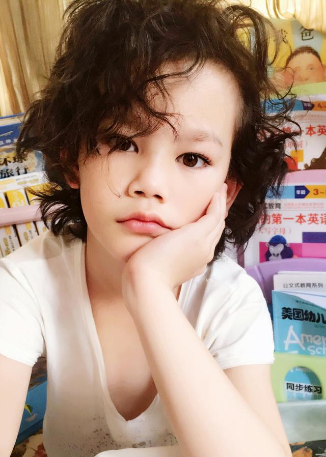 jackson从小打扮成小姑娘,究竟是何原因?