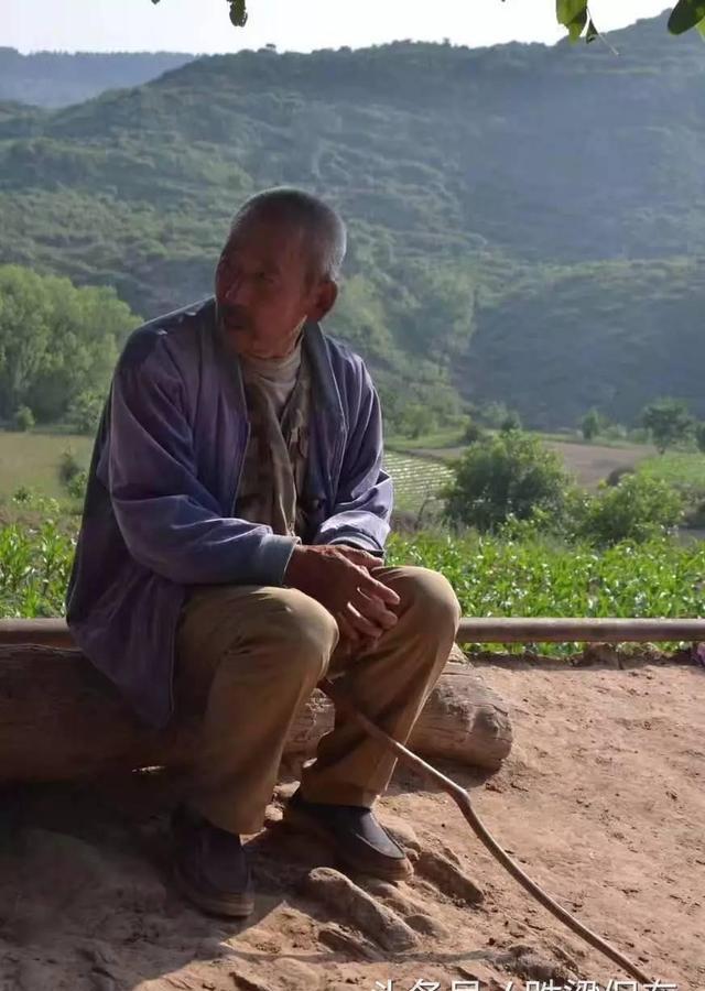 山西农村留守老人和留守儿童