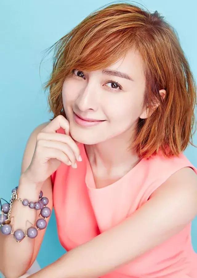 吴昕缺席芒果台春晚引热议,她不是被雪藏了,而