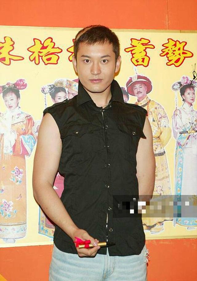 《还珠》罕见旧照曝光,刘涛比范冰冰变化大,黄晓明发际线逆生长