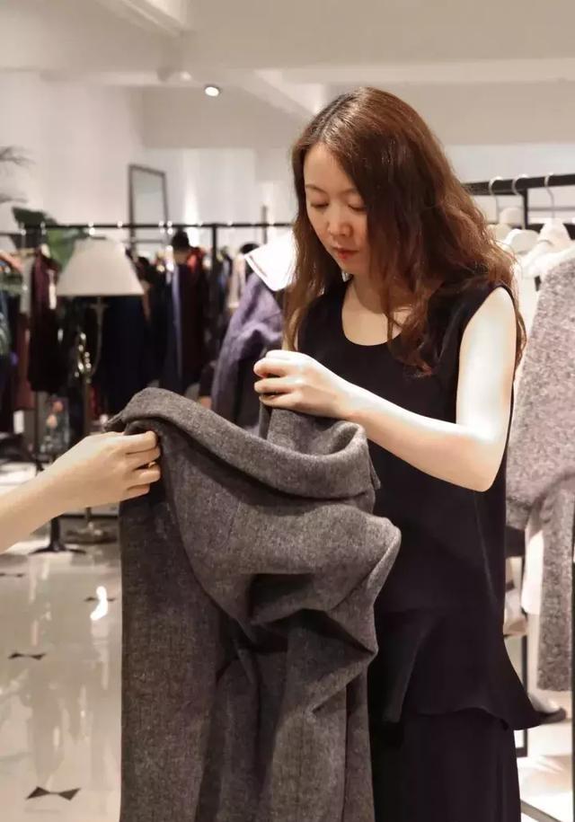 新手导购怎么熟悉衣服尺码 新手导购怎么熟悉衣服