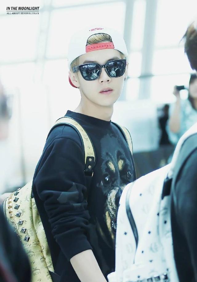 鹿晗戴墨镜合集,要不要这么帅?