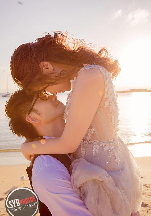 的时候,拥抱是表达情感的很好的方式他可是用全部力量在爱你呀更男友