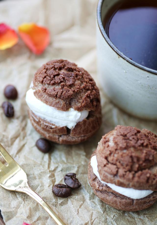 一口一个停不了嘴的小点心 巧克力酥皮泡芙做法