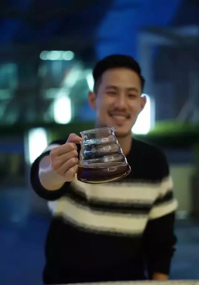 烘焙宝典:深度专访王策:你必须很努力,才能看起来毫不费力|王策|咖啡