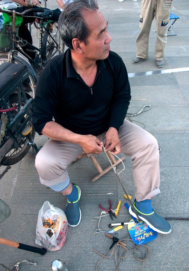 打坏了换一根鞭梢30块