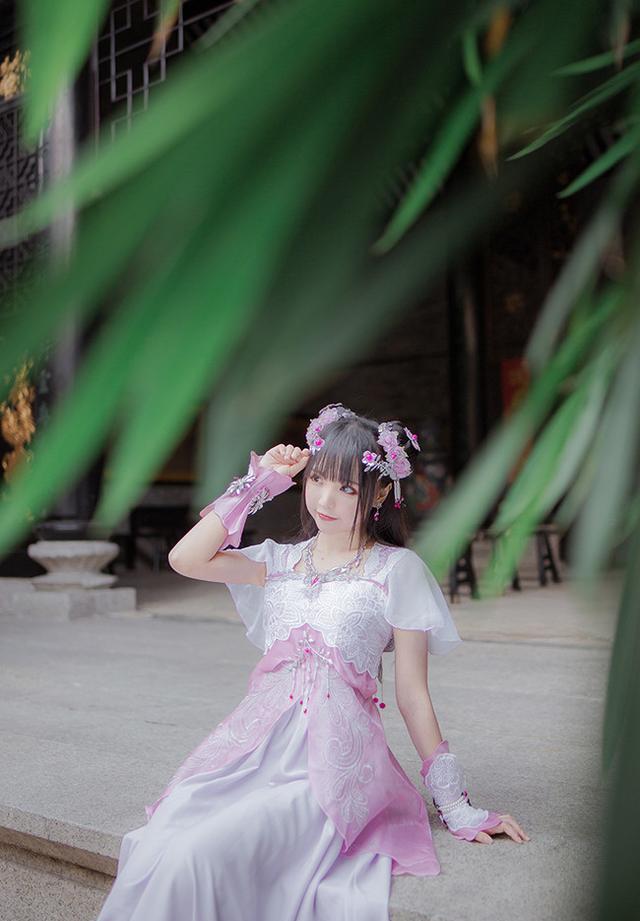 阿九朱延婍cos,本公主岂是一根糖葫芦就能打发的