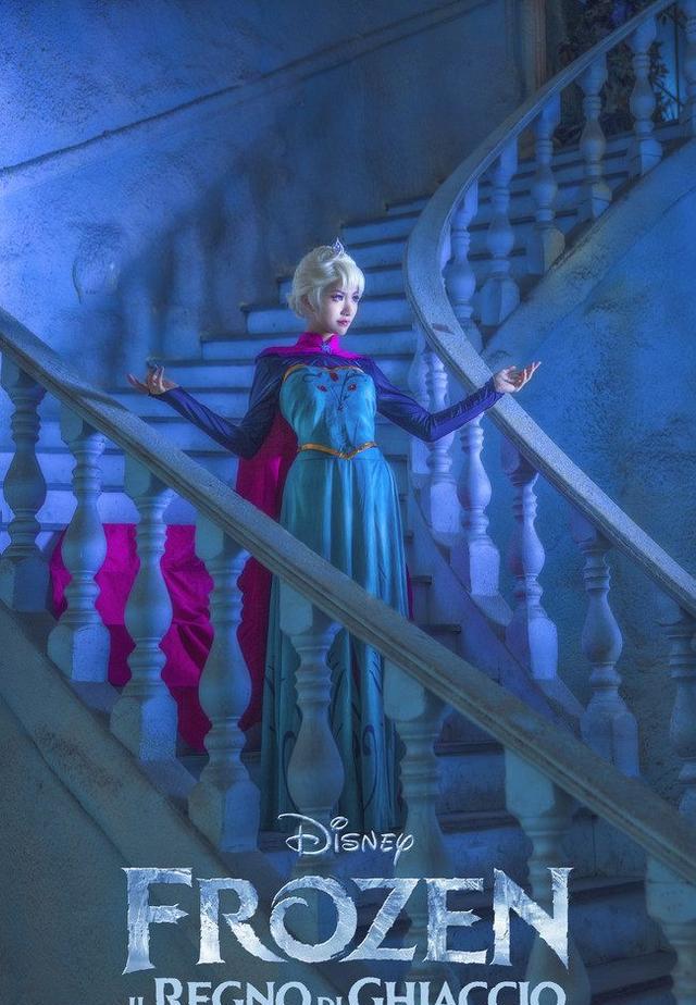 海报离家出走,次元壁应声而碎,这个冰雪女王,非常还原了