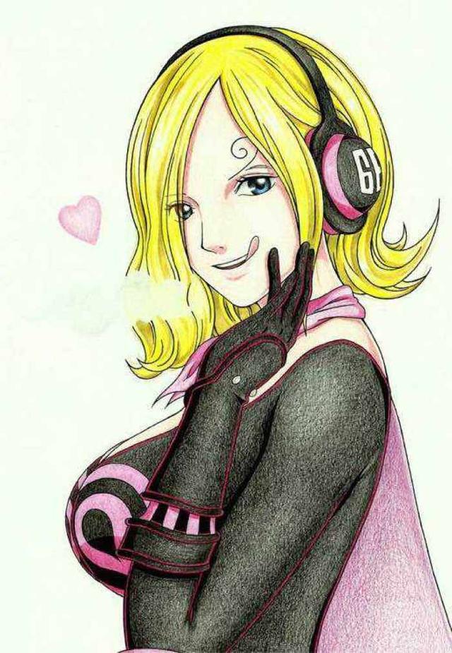 当然即便是染成山治黄的发色,蕾玖姐姐长大后的颜值也不会崩塌,黄发