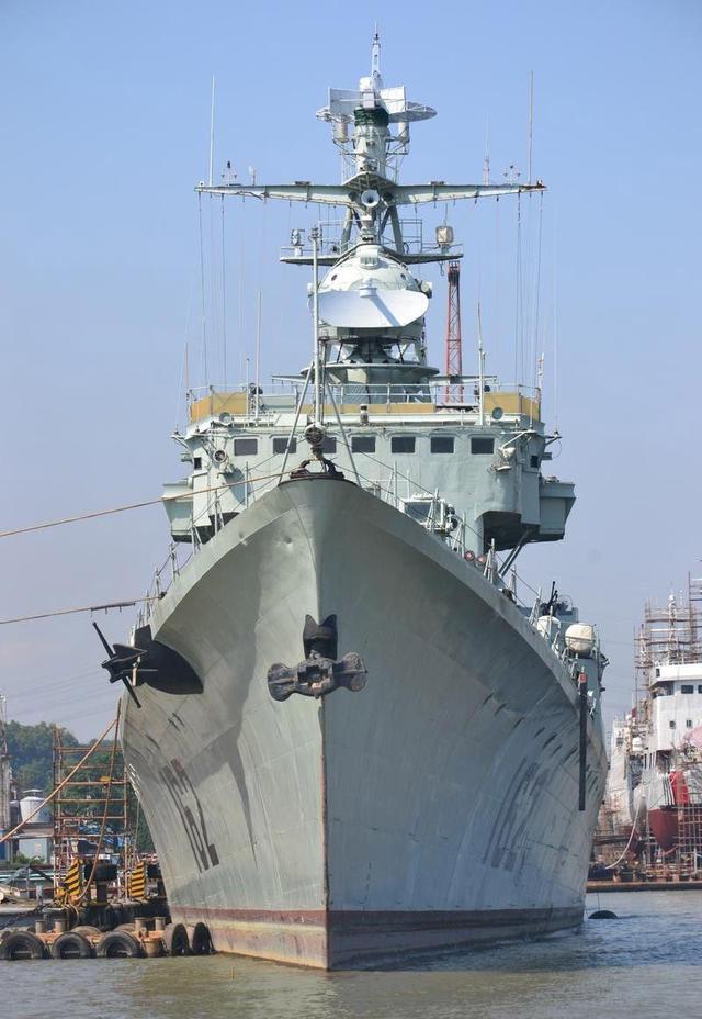 07型是我国驱逐舰部队成立的基石,虽然是引进前苏联的,但依然被称为