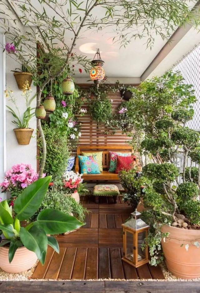 在阳台养花的见过,头一次见这么养的,看完回家就把我家的改了!