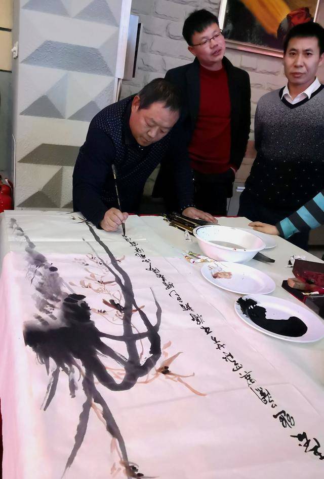 携手泸州老窖共享财富盛宴康正酒水华龙祥客户答谢会成功举办