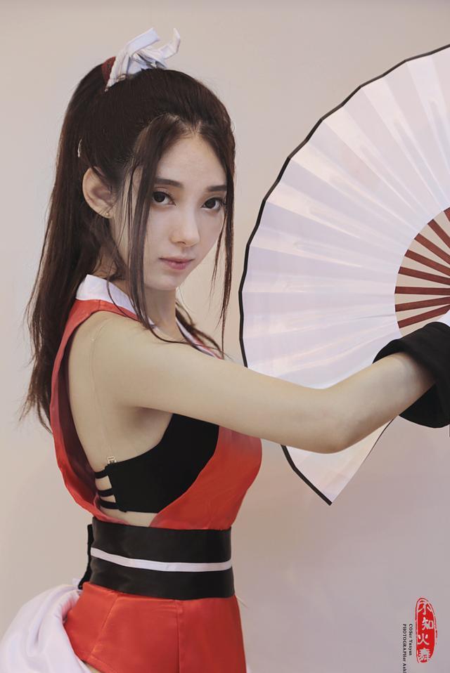 美女cos不知火舞骚年你心动了吗