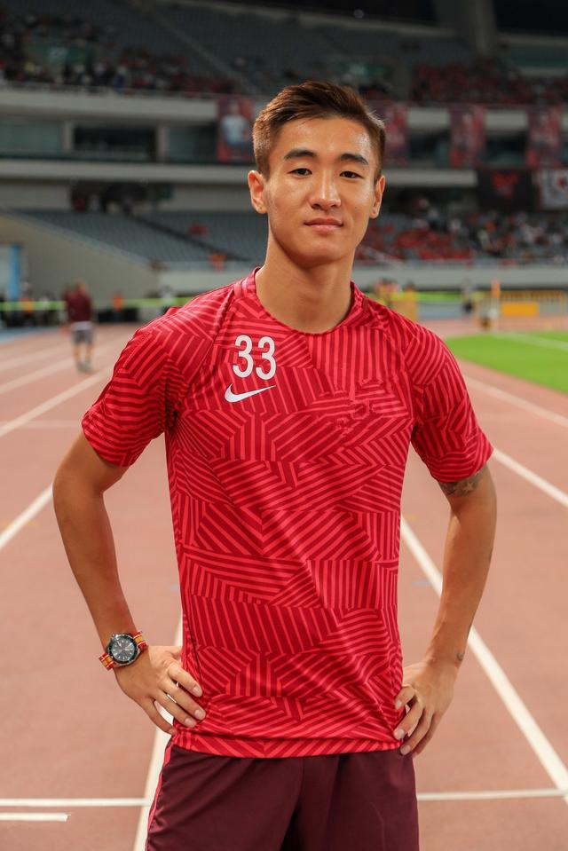 恒大新秀邓涵文回归!里皮率国足以最强阵容出战中乌大战!