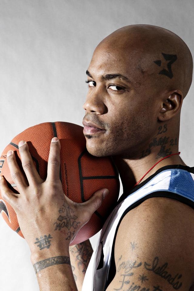 马布里用经验打球,用眼神防守 网友有个两全其美的办法