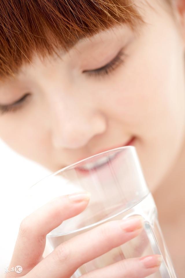 月子里怎样刷牙漱口?