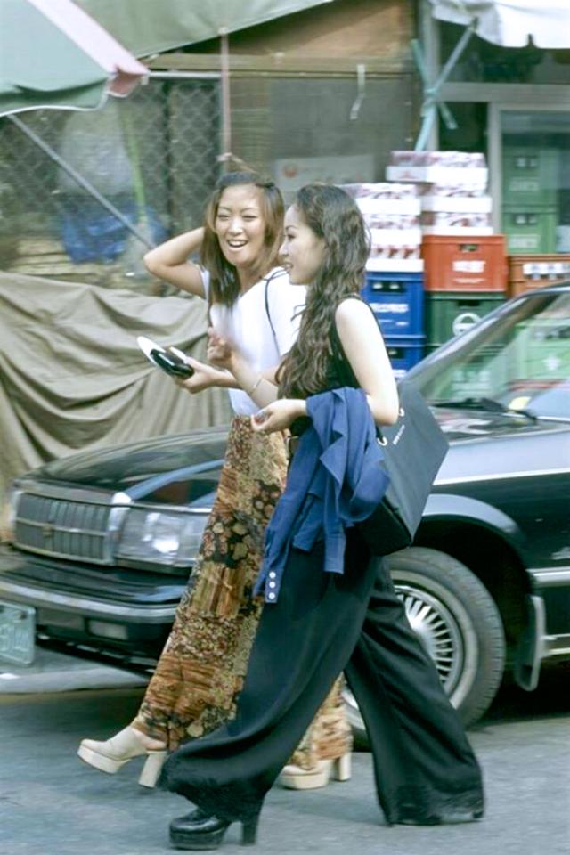 九十年代韩国的街头时尚 首尔的1990年你见过吗?