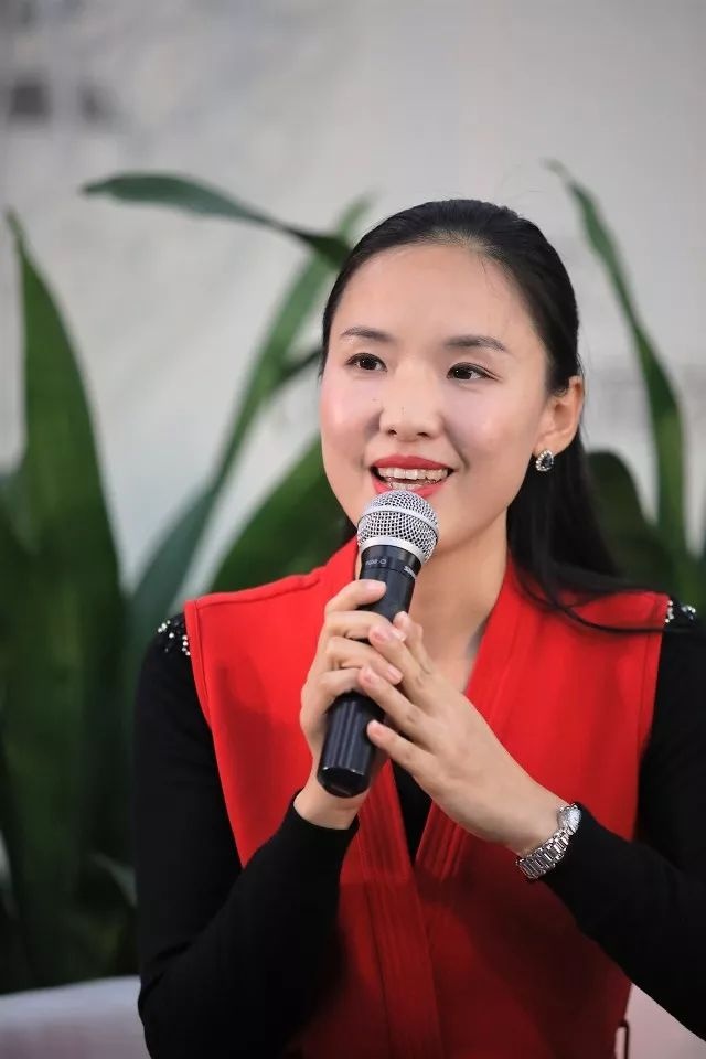 名师之名是明心明德明灯这可不是绕口令