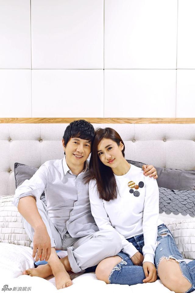 夜宿风波后刘芸和老公郑钧合体登杂志,摇滚老炮的女人不一般