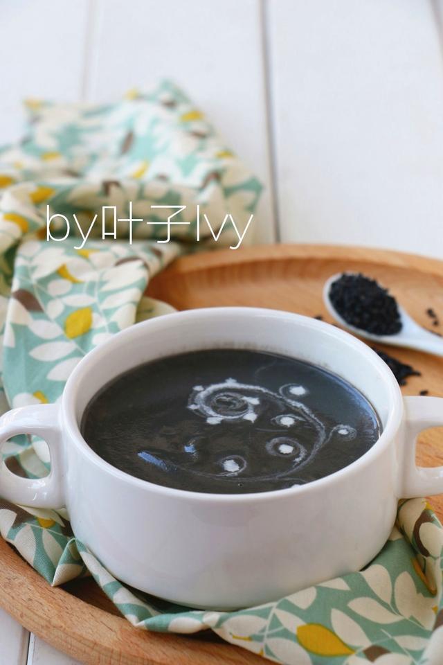 冬季滋补:枸杞芝麻糊