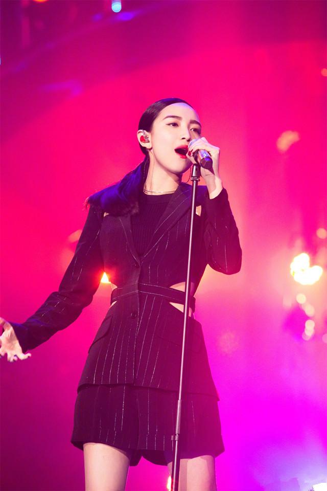 《歌手》张天虽没成为黑马,但有望成为节目史上首个被淘汰的黑马