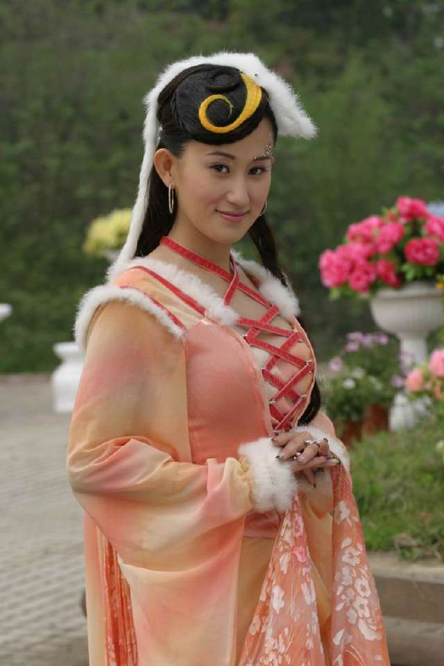 宁静,女配,这造型,简直让人不忍直视施艳飞,饰演的舞阳,是该剧的女主