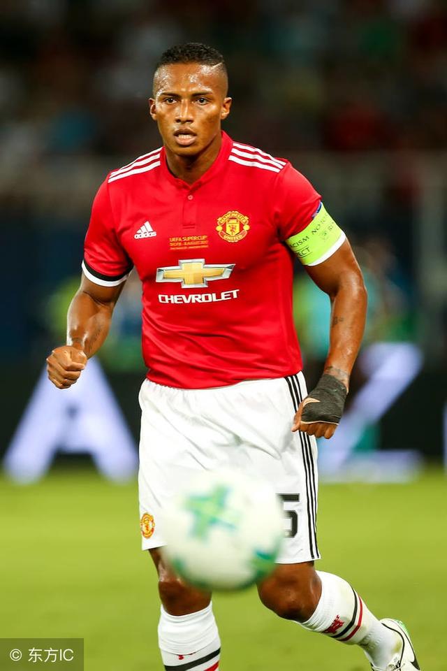 感觉穆里尼奥现在用人有点偏执了,博格巴是焦点