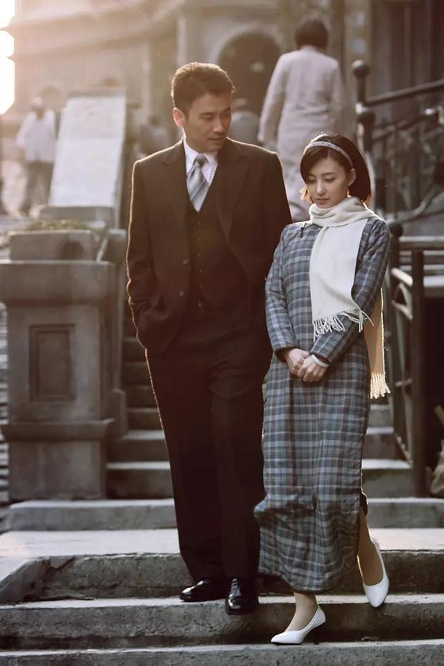 《大西南剿匪记》柳云龙救赎美女土匪主演:马苏 柳云龙 申军谊 蒋