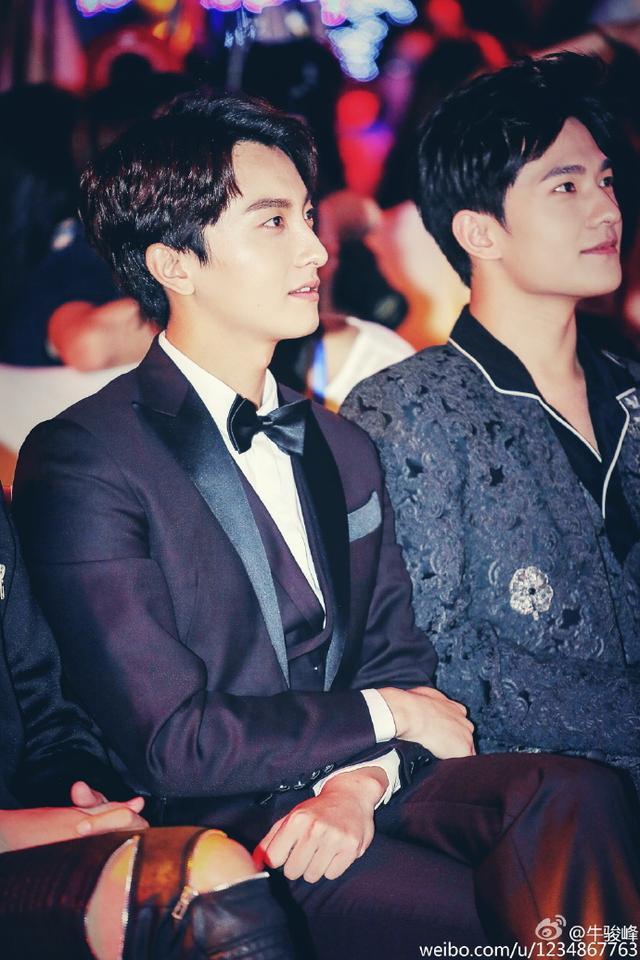 长得没吴磊帅, 却和关晓彤演过2次情侣, 还是出道14年老戏骨