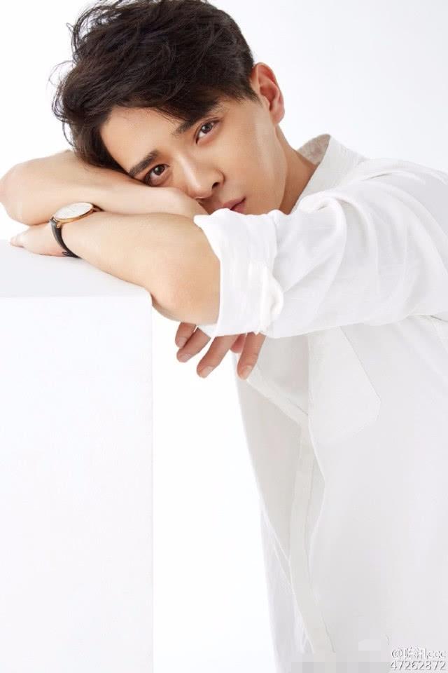 《一起同过窗》中的潘震, 居然成了《新笑傲江湖》中的林平之