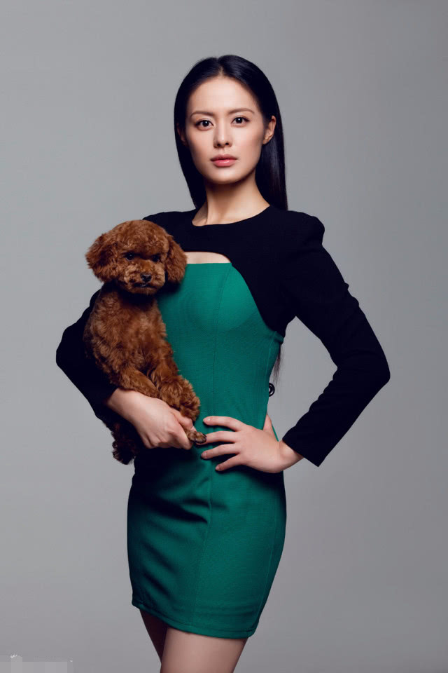 13岁进北舞,曾任央视大剧女一,今31美得使人心动却未婚