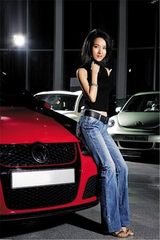 而且,在11岁,谢兰因为受伤放弃了练体操,奋斗了20多年后,凭借自己的