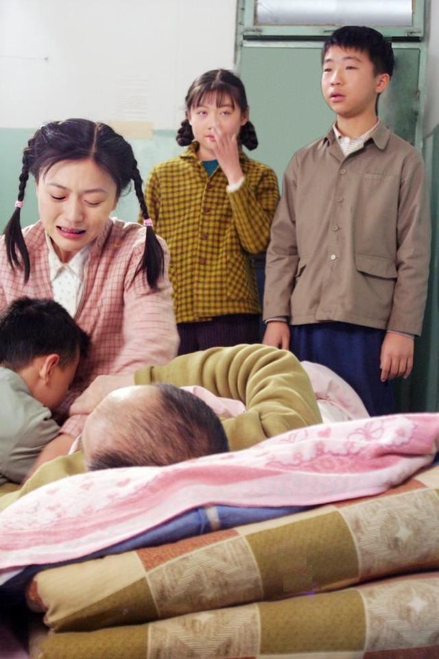 《女人不哭》中的小章子君长大了,竟被她美哭了!