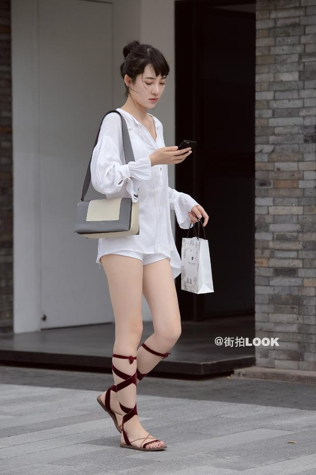 成都街拍成都街头高分路人美女精选合辑