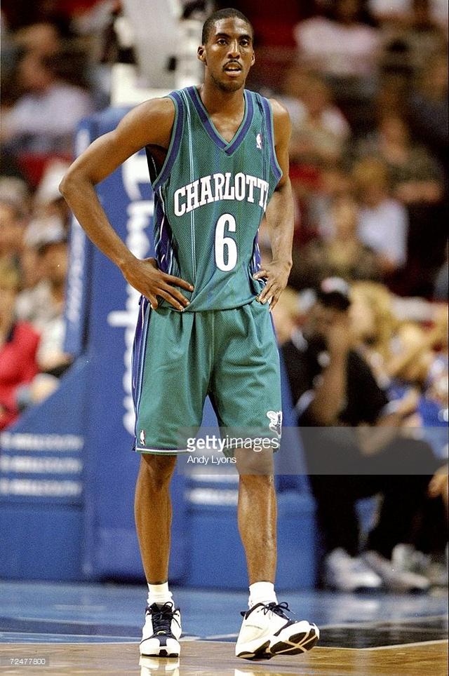 埃迪·琼斯:科比年轻时的导师,曾是全明星得分后卫!