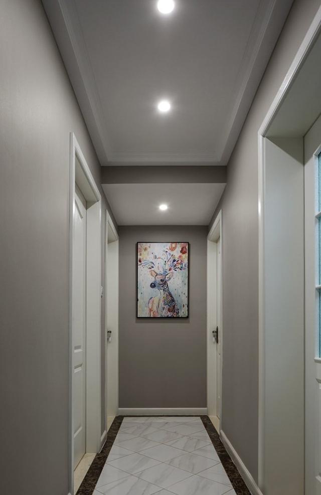 菱形铺,本来都是800*800的砖,最后都切割了,看着还挺肉疼的,不过效果